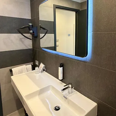 Eurogarden Szálloda