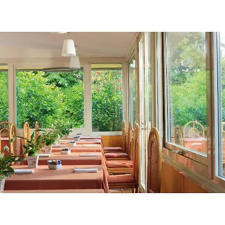 Eurogarden Hotell 3*