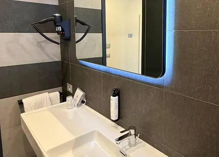 Eurogarden Szálloda